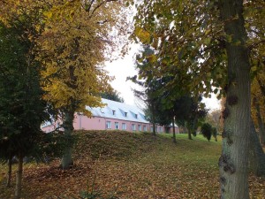 ZDJ. GŁÓWNE - schronisko na zewnątrz